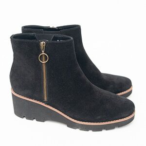 Vionic. Hazal Wedge Bootie.